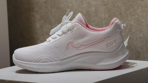 Women's shoes