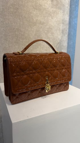 Luxury bag in camel color Dior