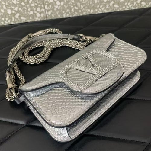 شنطة نسائية فالنتينو ميني