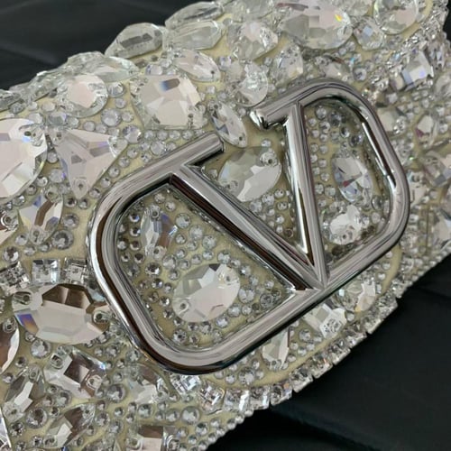 شنطة نسائية فالنتينو ميني