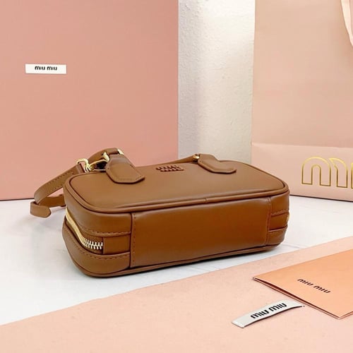 ميو ميو مقاس 19cm