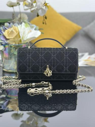 حقيبة ماي ديور ميني – Lady Dior Mini