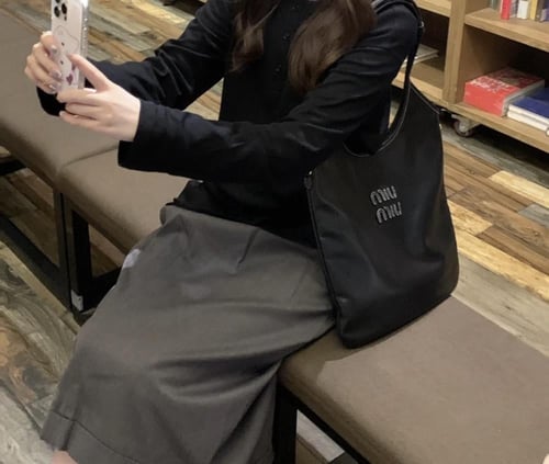 ميو ميو IVY leather bag مقاس 35cm