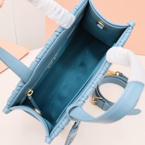 ميو ميو Matelasse مقاس 24cm