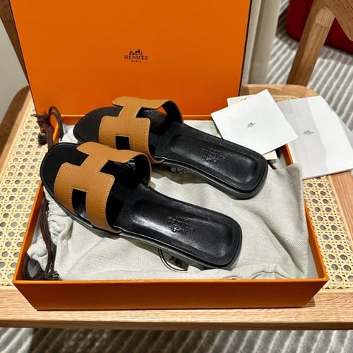 Hermès Oran epsom sandals