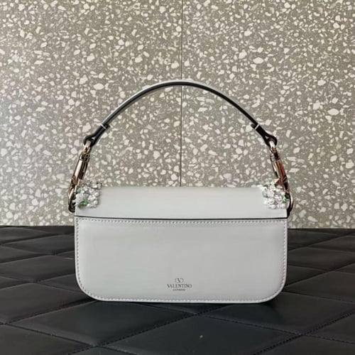 شنطة نسائية فالنتينو ميني