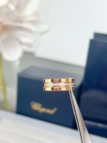 Chopard ring