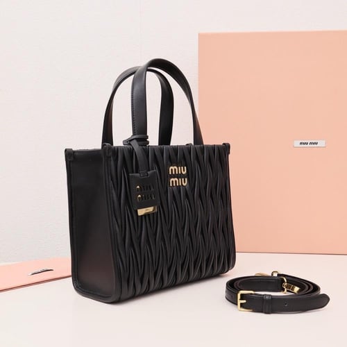 ميو ميو Matelasse مقاس 24cm