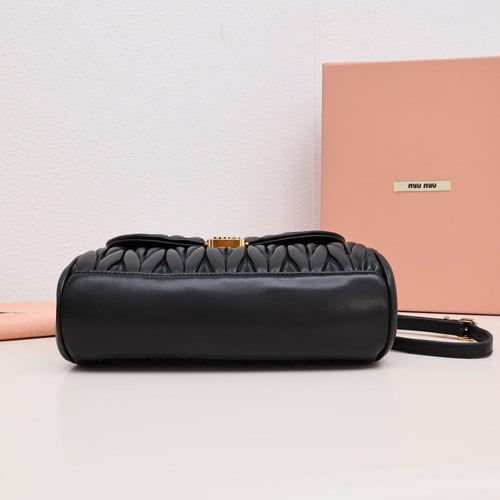 ميو ميو مقاس 24cm