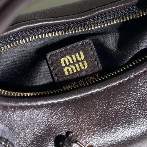 شنطة ميو ميو حجم مينى