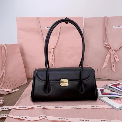 ميو ميو مقاس 28cm