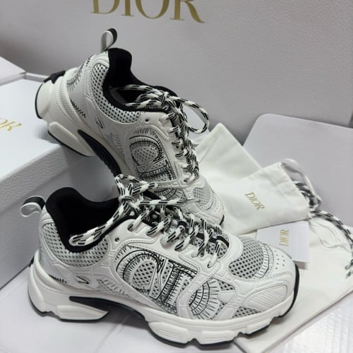 Dior Chrono Sneaker