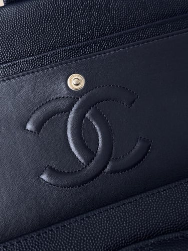 Cf medium caviar leather ghw