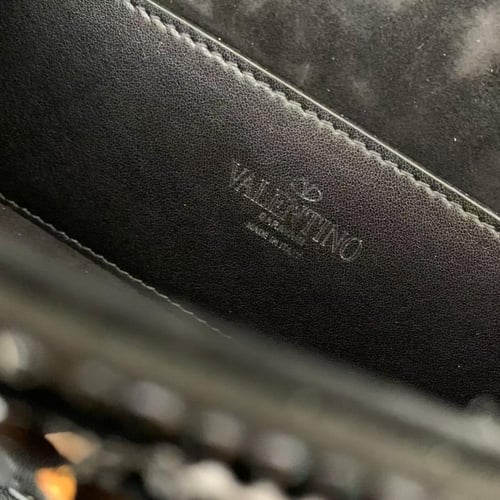 شنطة نسائية فالنتينو ميني - أسود