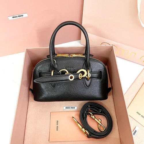 ميو ميو Aventure Nappa مقاس 21cm