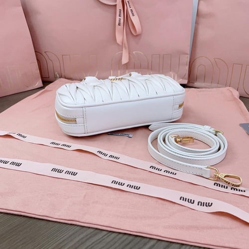 ميو ميو Arcadie مقاس 19cm