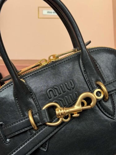 ميو ميو Aventure Nappa مقاس 28cm