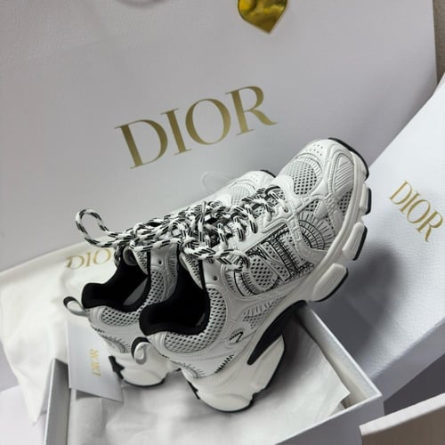 Dior Chrono Sneaker