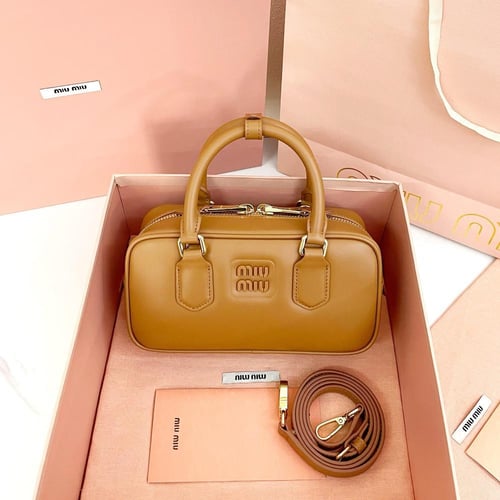 ميو ميو مقاس 22cm