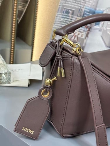 لويس فيتون شنطة نسائية بتصميم عصري