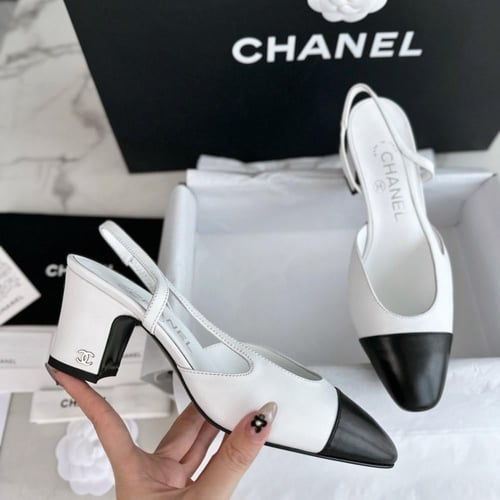 Chanel flat