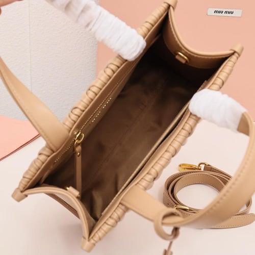 ميو ميو Matelasse مقاس 24cm