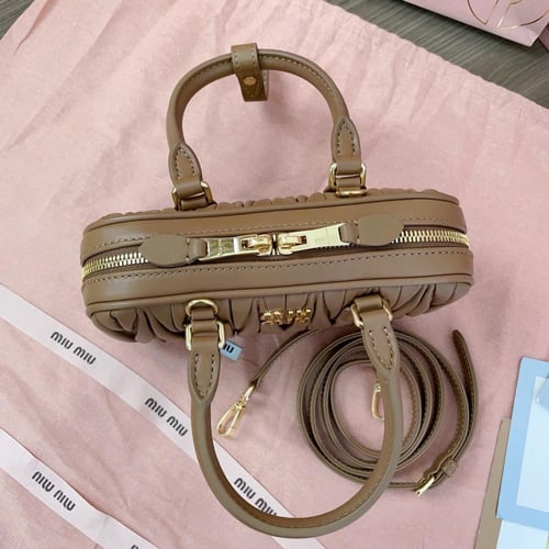 ميو ميو Arcadie مقاس 19cm