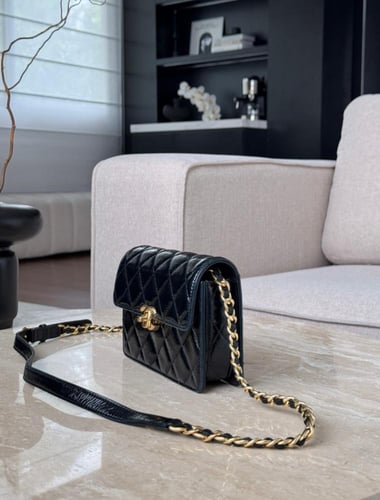 شنطة شانيل كتف نسائية صغيرة مقاس 25