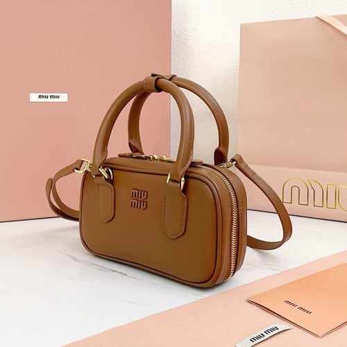 ميو ميو مقاس 19cm