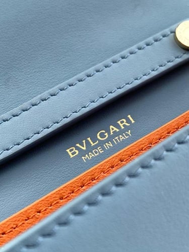 شنطة بولغاري Large Logo مقاس 19cm