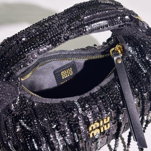 شنطة ميو ميو حجم مينى