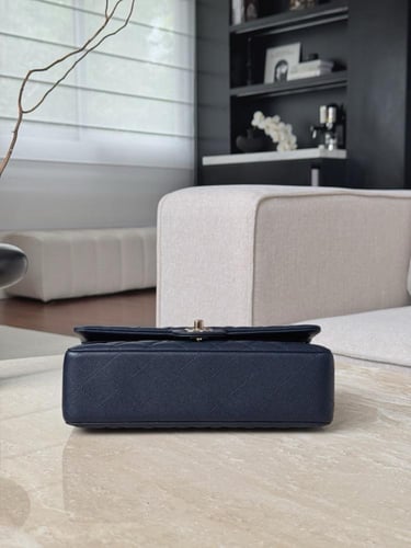 Cf medium caviar leather ghw