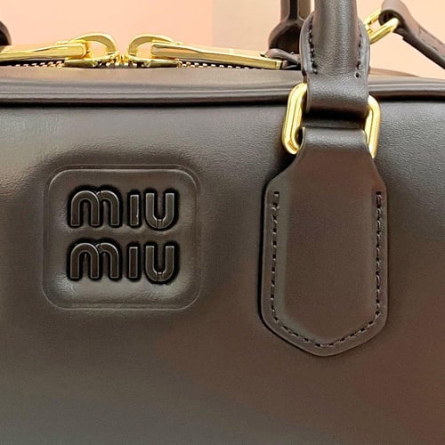 ميو ميو مقاس 22cm