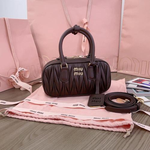 ميو ميو Arcadie مقاس 19cm