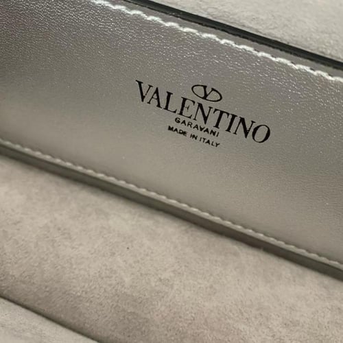 شنطة نسائية فالنتينو ميني