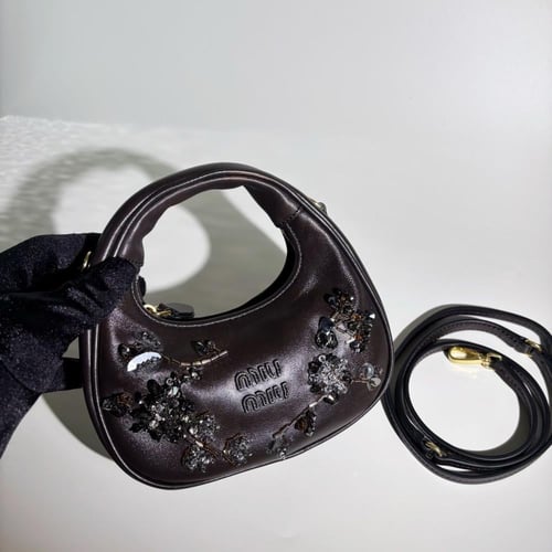 شنطة ميو ميو حجم مينى