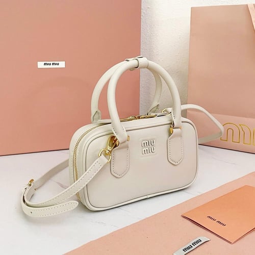 ميو ميو مقاس 19cm