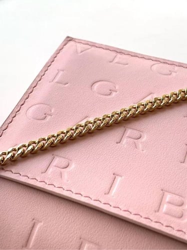 شنطة بولغاري Large Logo مقاس 19cm