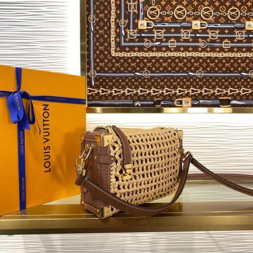 شنطة نسائية سايد ترنك MM لويس فيتون