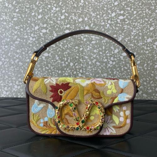 شنطة نسائية فالنتينو ميني