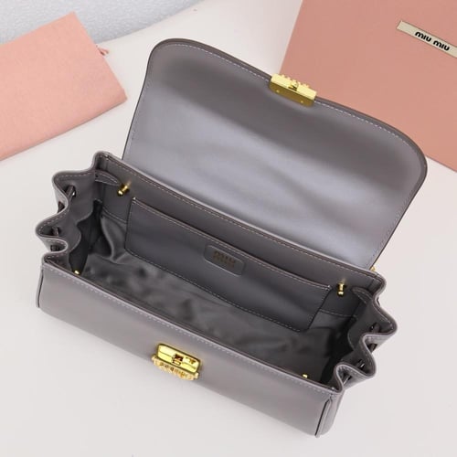 ميو ميو مقاس 24cm