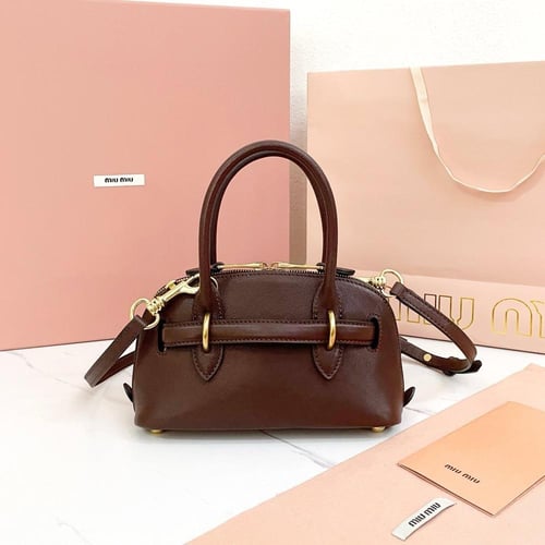 ميو ميو Aventure Nappa مقاس 21cm