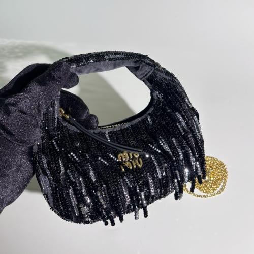 شنطة ميو ميو حجم مينى