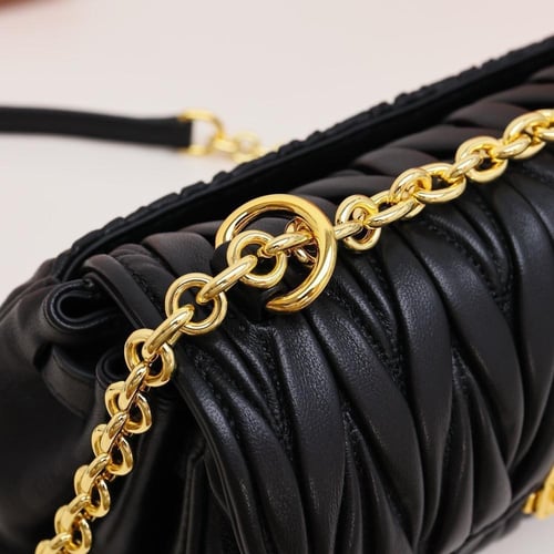 ميو ميو مقاس 24cm