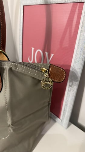 لونق شامب زيتي فاتح - ميديم M