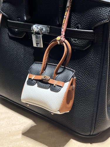 تعليقة شنطة بيركن اسود وابيض