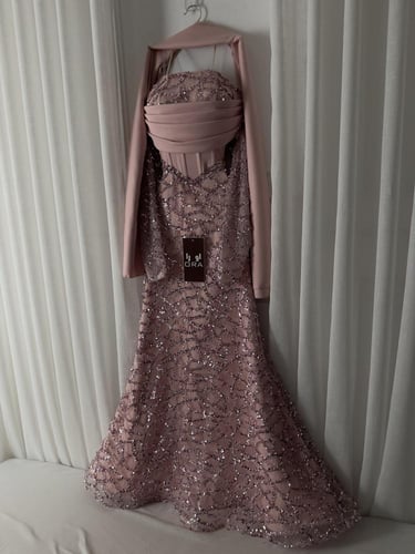 فستان لحمي كلفه شك صدريه كورسيه كسرات