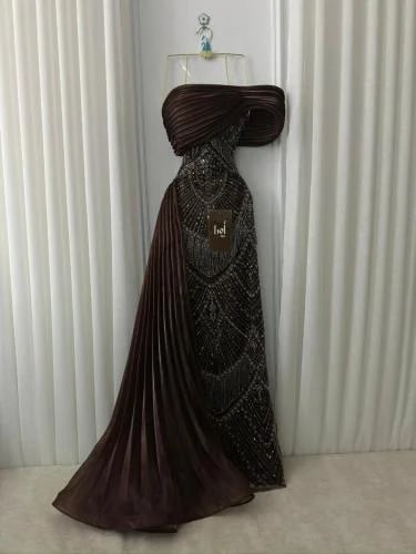 فستان كلفه شك هدب وبيلسيه ذيل