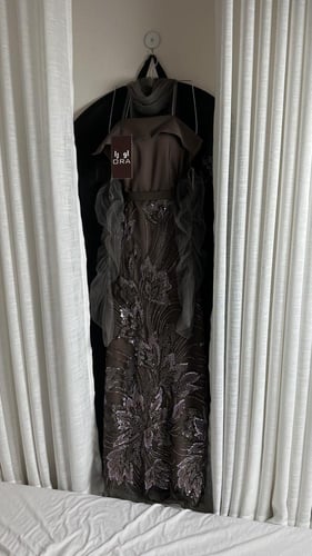 فستان موكا شك سهره شال واكمام تل