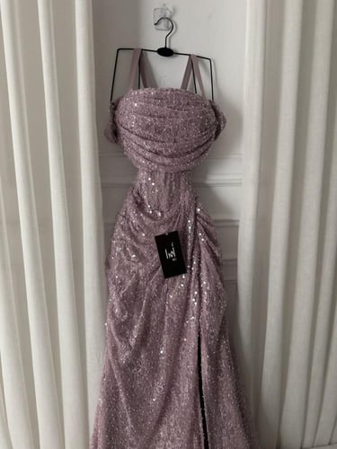 فستان موف جبير مع اللول كسرات